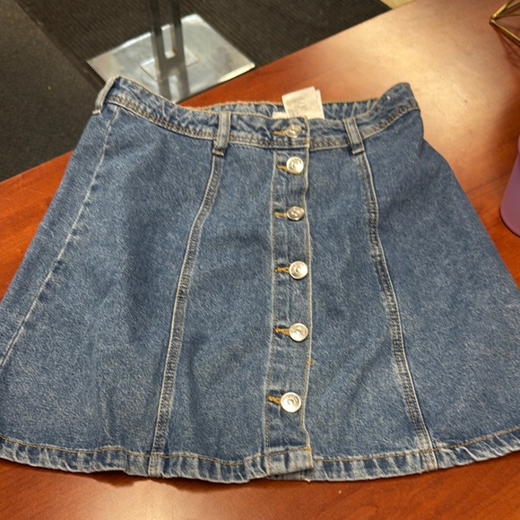 Divided Dresses & Skirts - Divided denim skirt size 4 // 070233